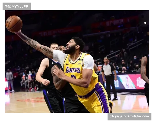 湖人三人组净效率-9.6 球权分配问题影响进攻流畅性